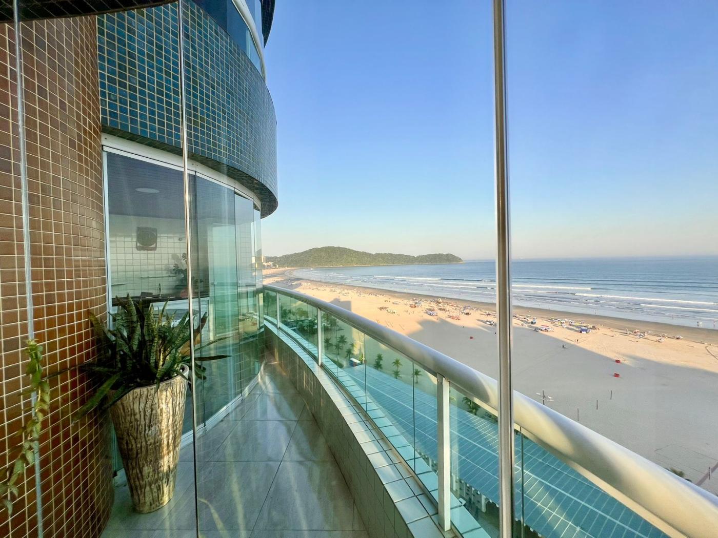 Apartamento, 3 quartos, 140 m² - Foto 1