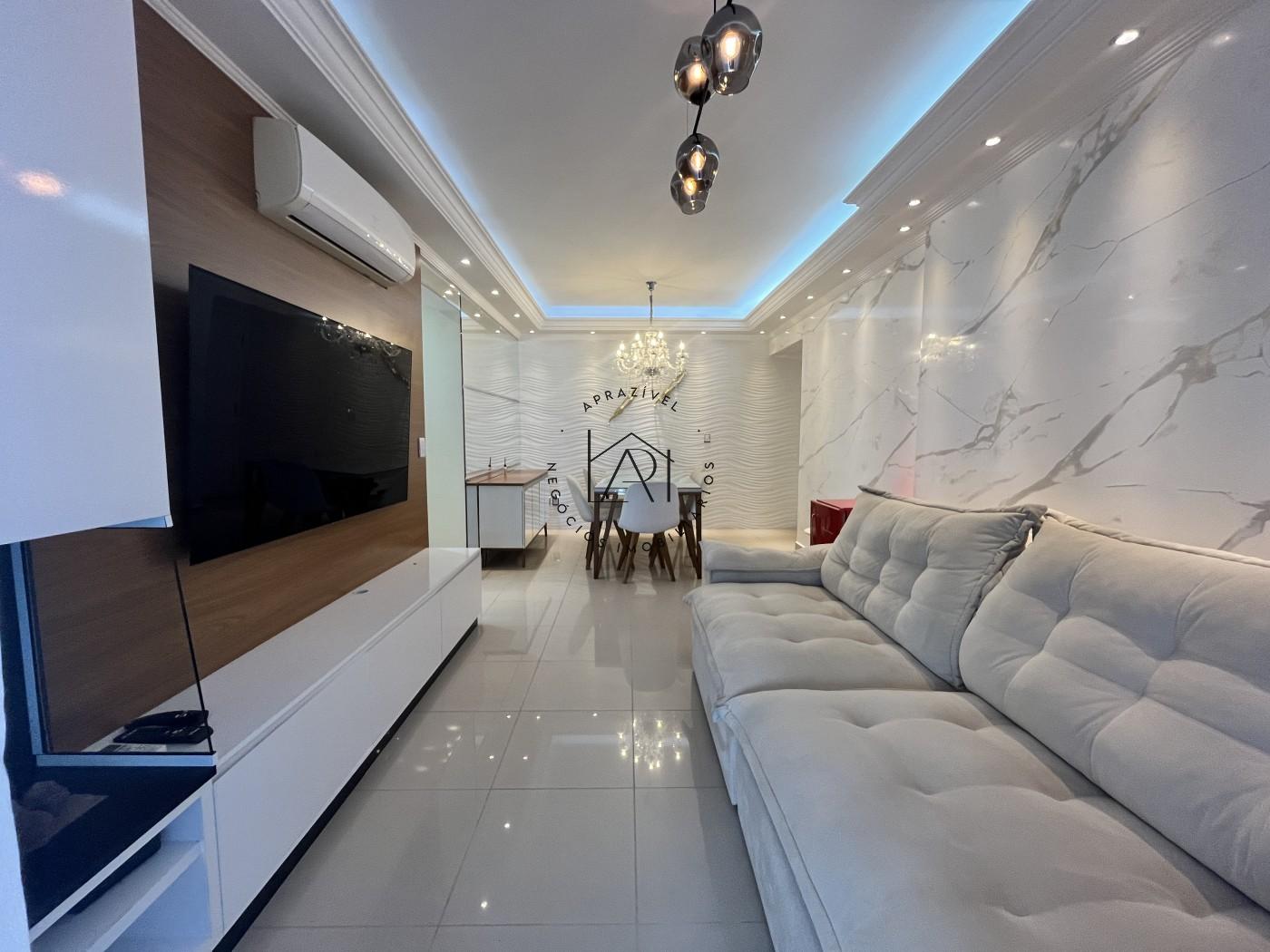Cobertura, 3 quartos, 203 m² - Foto 2