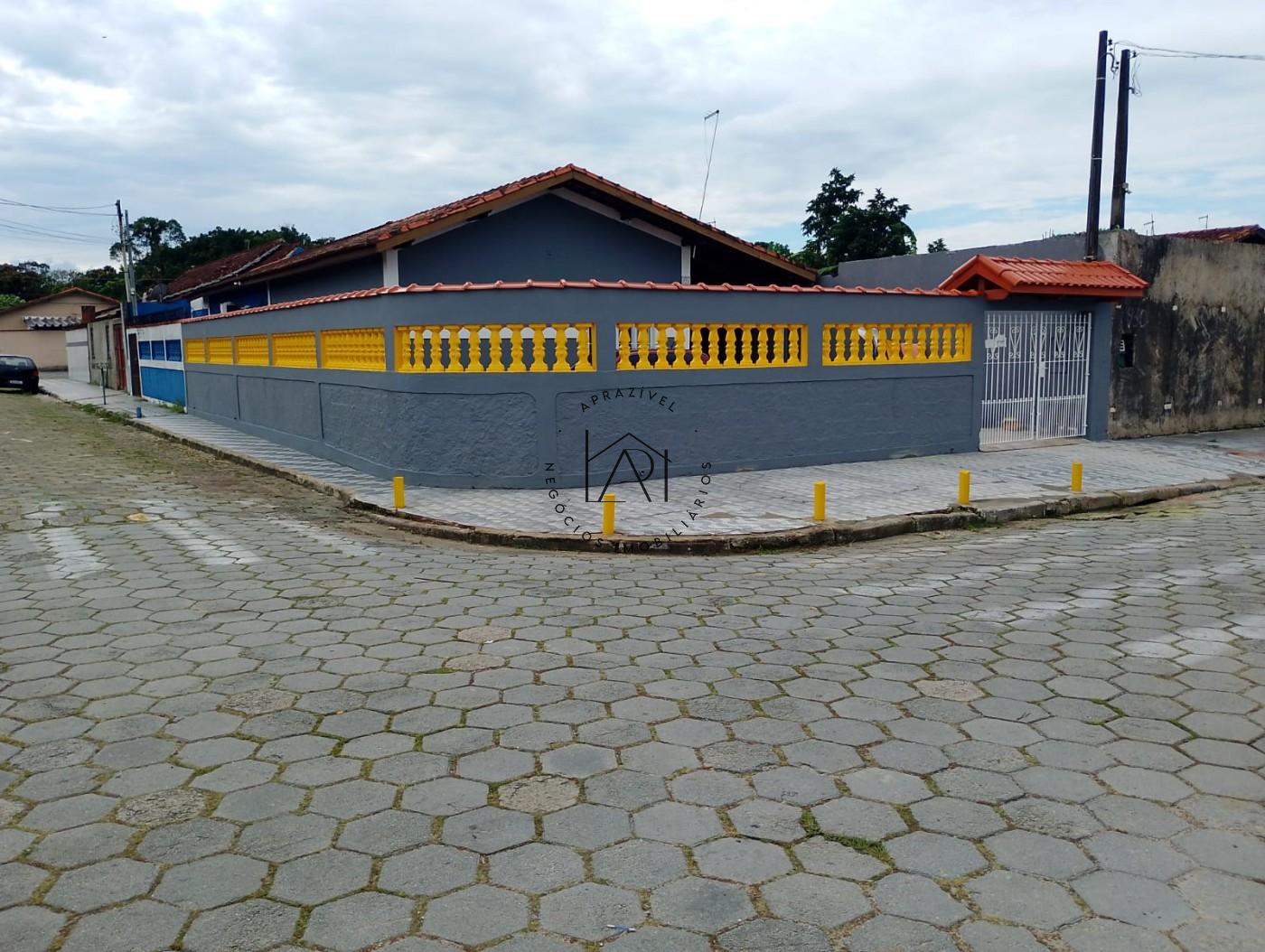 Casa, 2 quartos, 170 m² - Foto 1